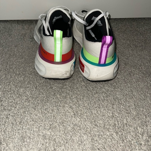 Nike invincible 3 colorful running shoes 💨 - Picture 5 of 6